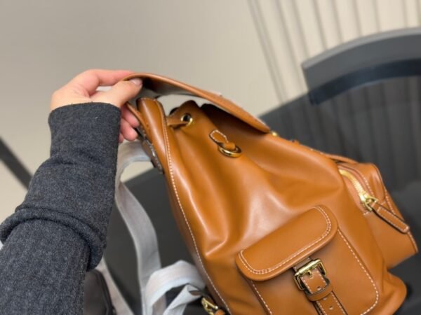 miumiu backpack 27x33cm