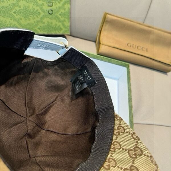 Gucci counter 1:1 baseball cap original canvas fabric + head layer cofskin