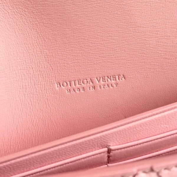 Bottega Veneta Andiamo Evening Clutch Premium Edition Pink 31*13*3cm