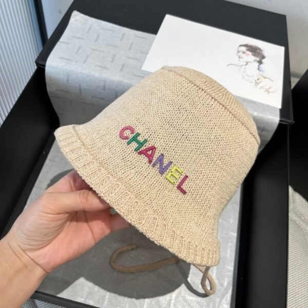 Chanel knitted bucket hat head circumference 57cm