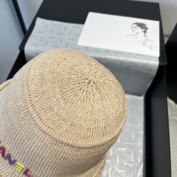 Chanel knitted bucket hat head circumference 57cm