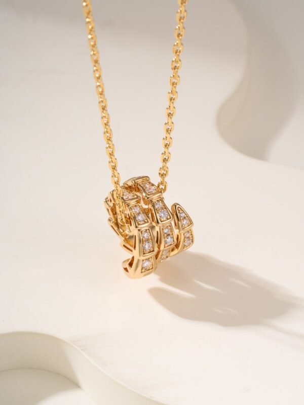 Bulgari snake bone necklace full of diamonds V gold material high quality necklace