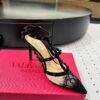 cmp_i1750069608188_2037_0_7.jpg Valentino lace high heels 9.5cm high