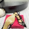 cmp_i1750069608200_6068_0_4.jpg Valentino lace high heels 9.5cm high