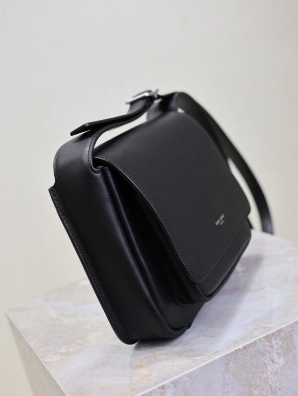 YSL Niki Small Messenger Bag Premium Edition Dimensions: 22×16.5×12cm