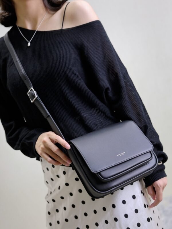 YSL Niki Small Messenger Bag Premium Edition Dimensions: 22×16.5×12cm