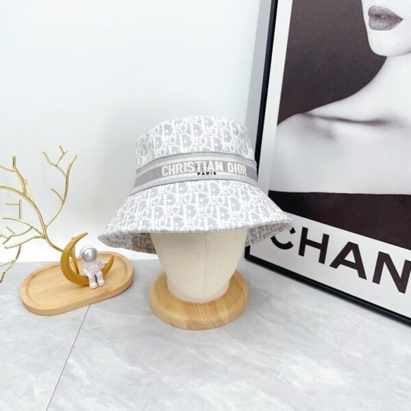 DIOR new summer bucket hat