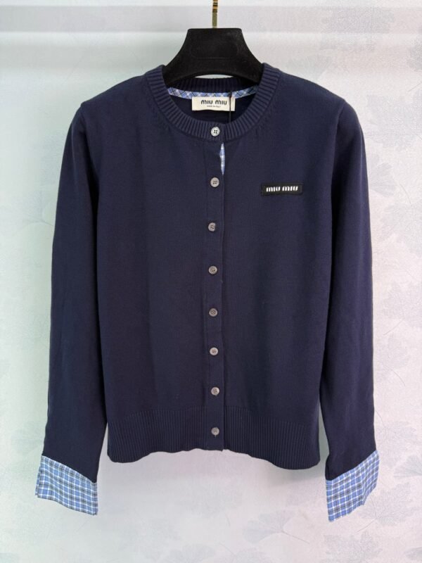 Miu Miu2025 new woven plaid contrast color round neck cardigan sweater jacket High-quality clothing