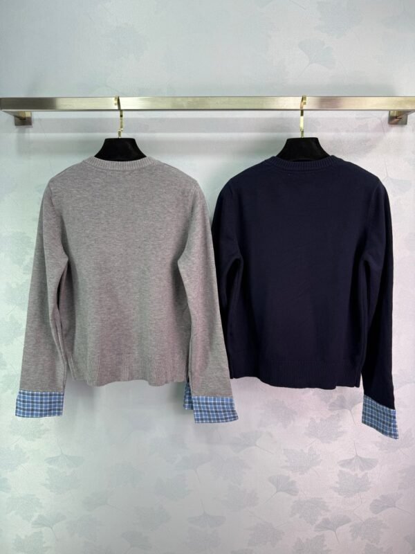 Miu Miu2025 new woven plaid contrast color round neck cardigan sweater jacket High-quality clothing