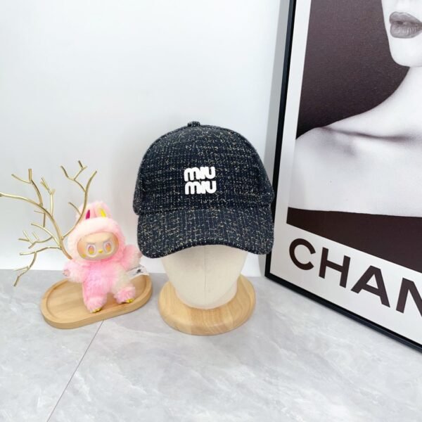 miumiu autumn and winter new classic baseball cap