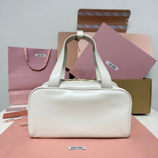 MIUMIU new underarm bowling bag made of soft calfskin material, high-end version, size: 28x15x13cm