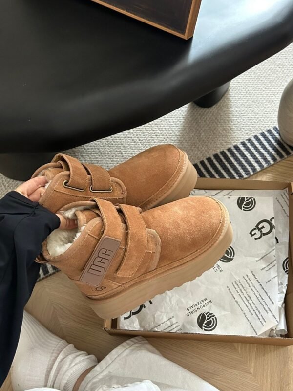 UGG autumn and winter new products height increase thick bottom double Velcro short boots pure wool