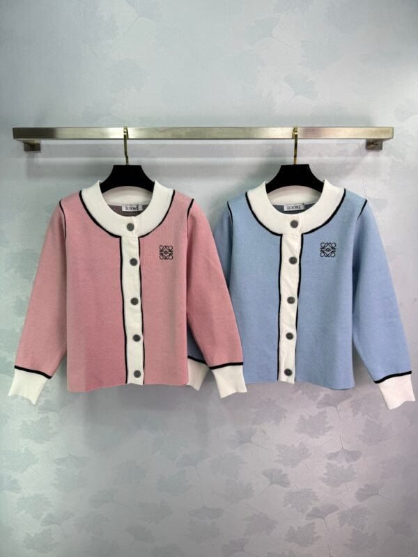 Loewe 2025 early autumn new contrast color long sleeve knitted cardigan high quality autumn and winter cardigan