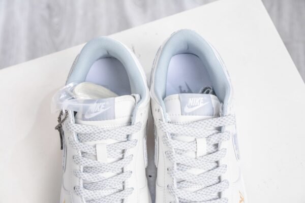 Nike & Louis Vuitton joint casual shoes white and gray stitching denim hook shoes Premium version