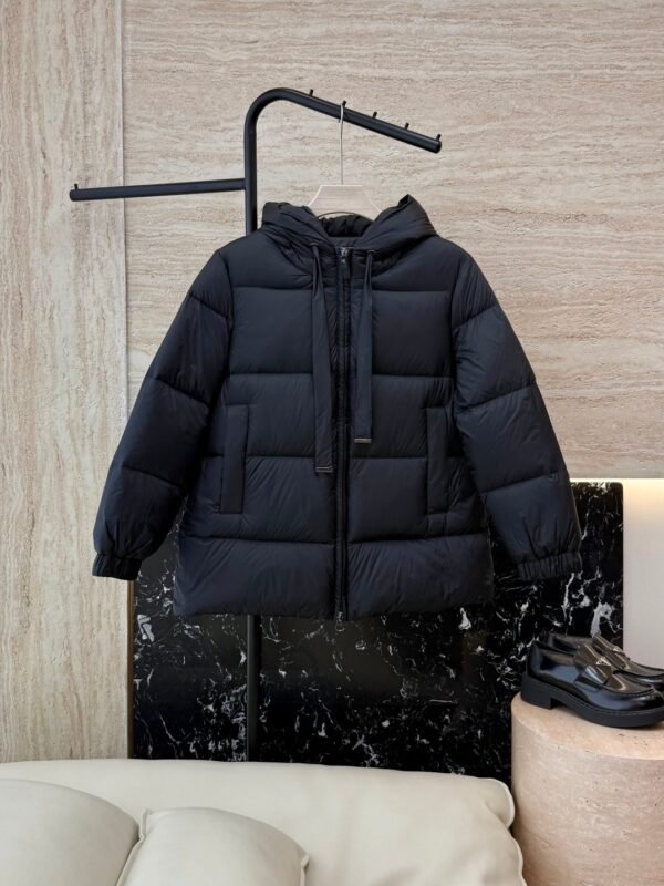 MaxMara winter new down jacket white goose down filling premium version