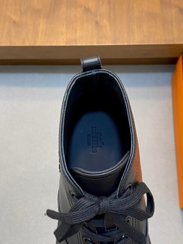 Hermès high-top casual sneakers made of calfskin leather