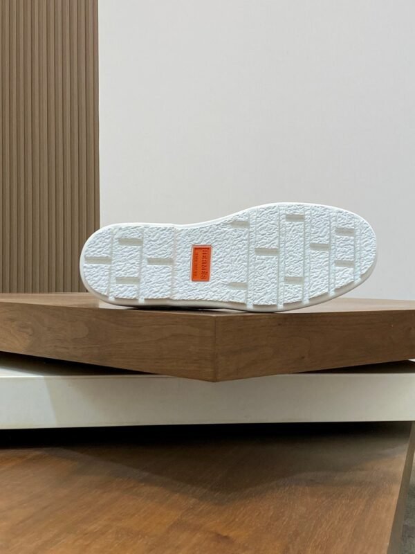 Hermès high-top casual sneakers made of calfskin leather