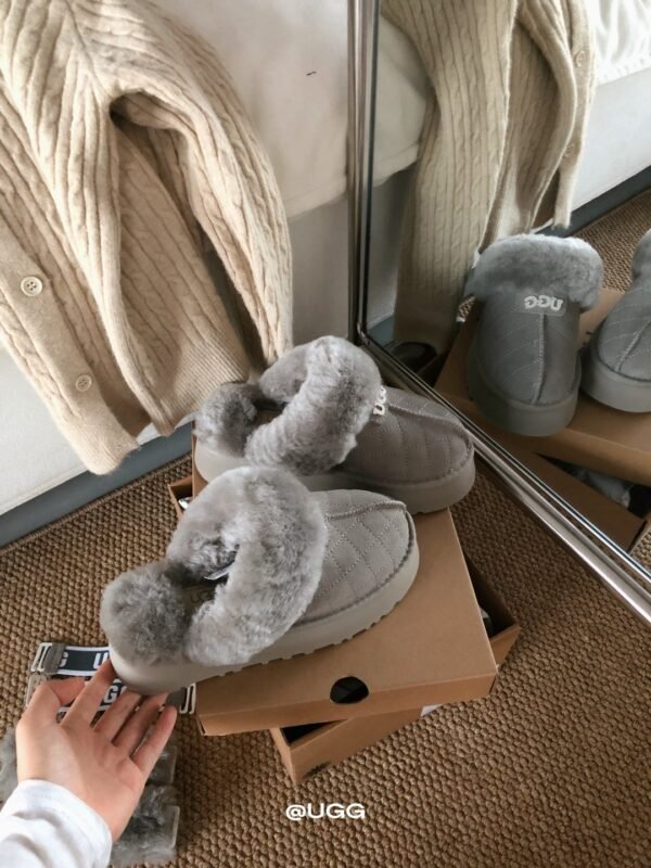 UGG autumn and winter new three-wear wool slippers sole thickness 4cm Wool material