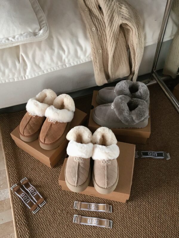 UGG autumn and winter new three-wear wool slippers sole thickness 4cm Wool material