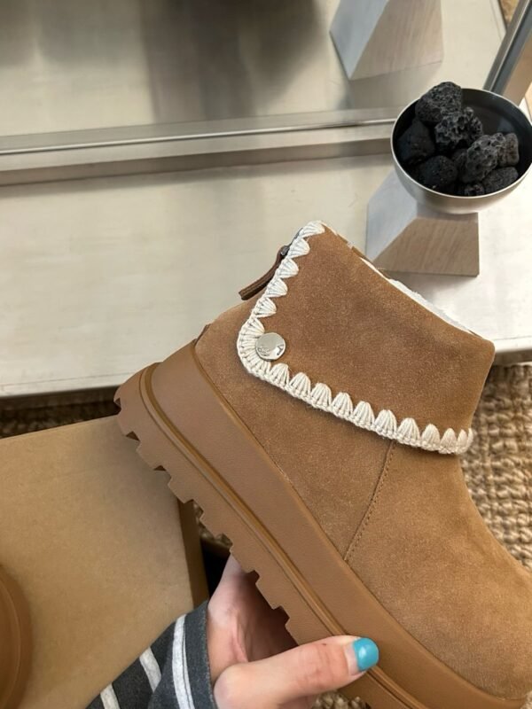 UGG autumn and winter new thick-soled Martin boots Bottom thickness: 5cm