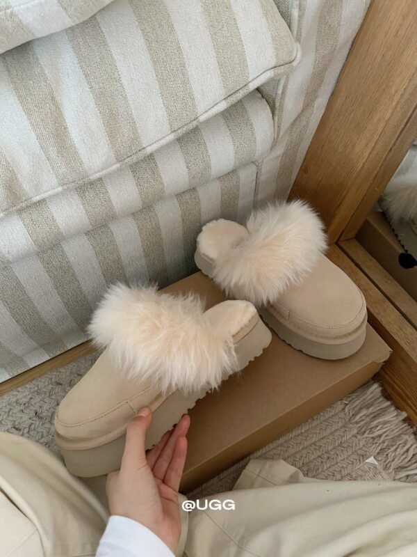 cmp_i1760787560245_1542_0_2.jpg UGG Winter long wool slippers with inner wool material, 3.5cm thick sole