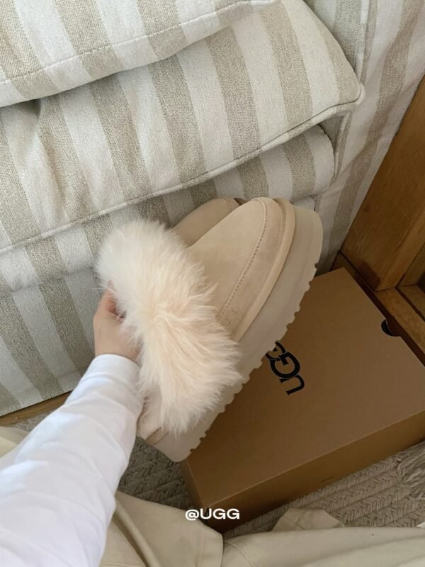cmp_i1760787560251_4633_0_0.jpg UGG Winter long wool slippers with inner wool material, 3.5cm thick sole