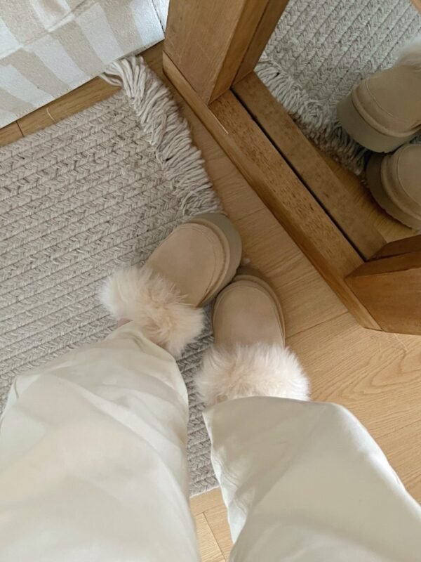 cmp_i1760787561960_7461_0_7.jpg UGG Winter long wool slippers with inner wool material, 3.5cm thick sole