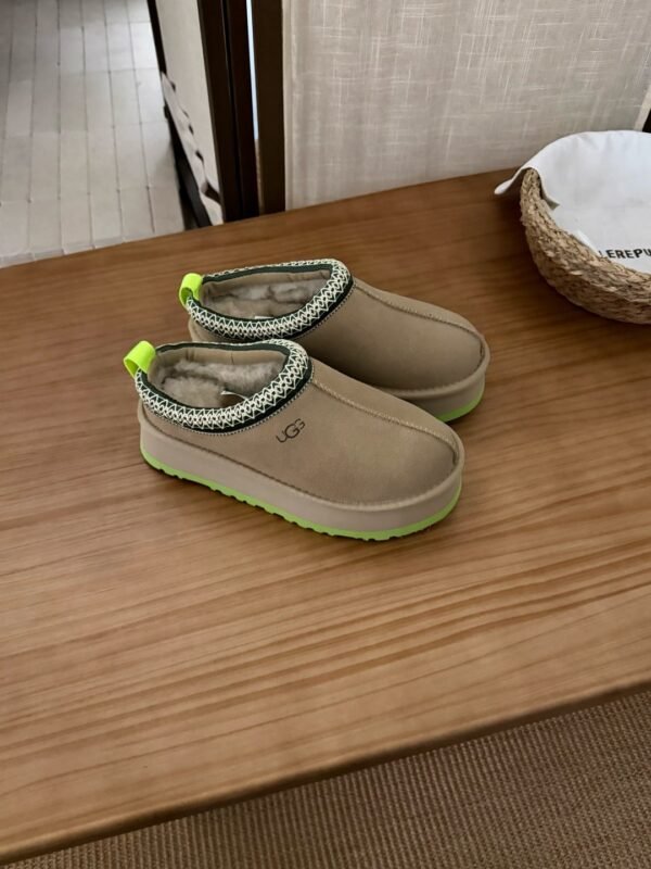 cmp_i1760836849177_4587_0_0.jpg UGG autumn and winter new color matching snow boots lining wool material