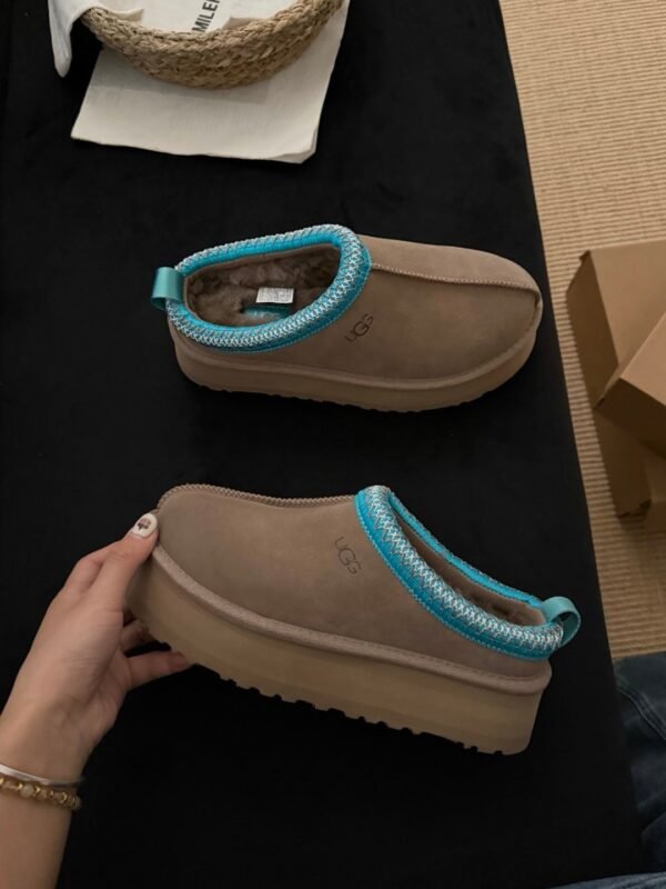 cmp_i1760958074783_2825_0_1.jpg UGG autumn and winter new color matching snow boots lining wool material