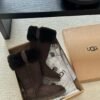 cmp_i1761153463873_7609_0_0.jpg UGG’s new winter boots feature a wool lining.