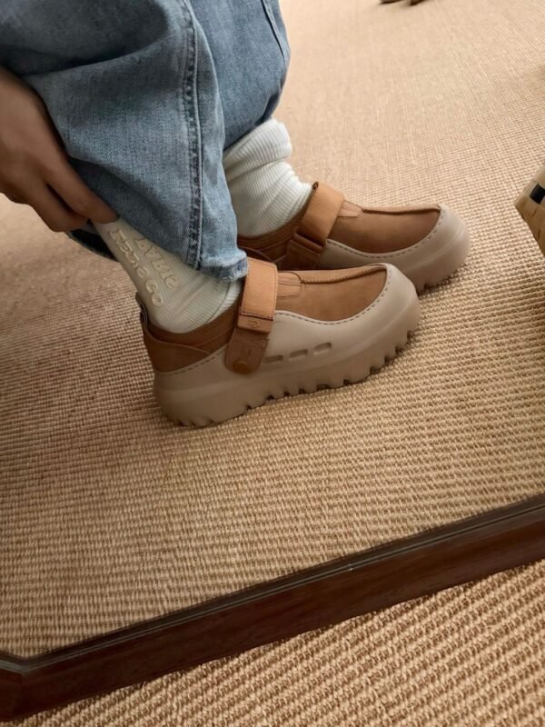 cmp_i1761510624204_8345_0_8.jpg UGG autumn and winter new products increase height thick bottom modern casual shoes wool style