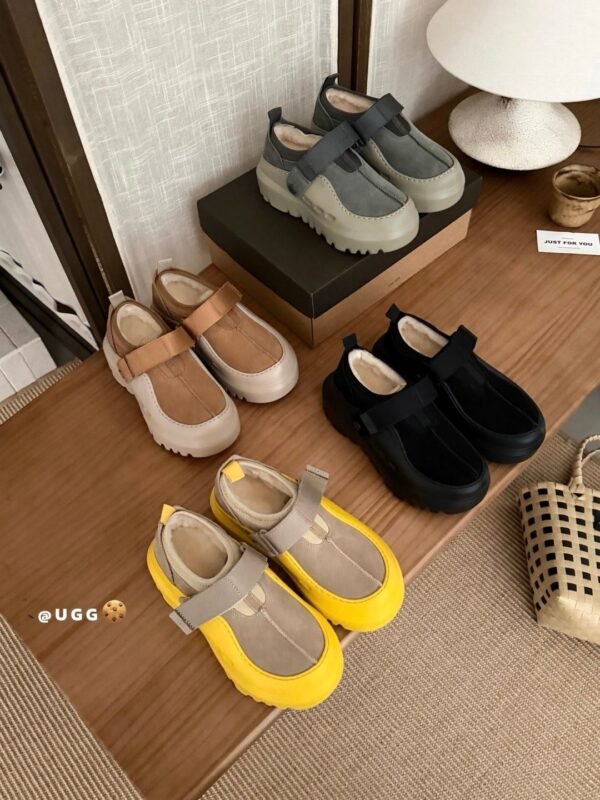 cmp_i1761510662762_4009_0_0.jpg UGG autumn and winter new products increase height thick bottom modern casual shoes wool style
