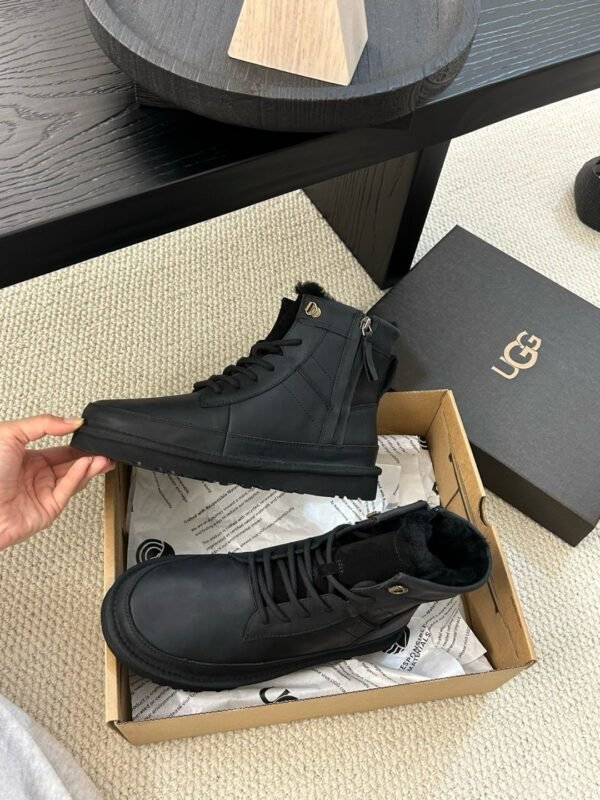 UGG autumn and winter new men’s cow leather wool work boots upper cow wax leather lining wool material