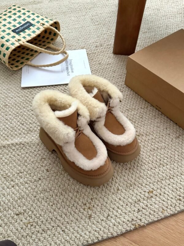 cmp_i1761913682066_7766_0_0.jpg UGG winter new snow boots with wool inner lining and a 6.5cm thick sole.
