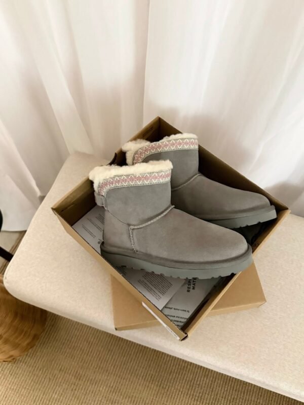 cmp_i1762523151722_3274_0_7.jpg UGG Fall/Winter New Style Leather Buckle Taslin Snow Boots with Wool Lining