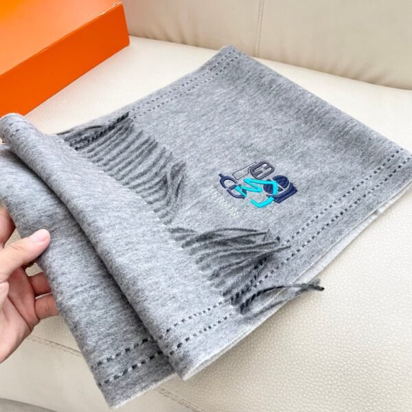 Hermès double-sided cashmere scarf, premium version, made of cashmere material, size: 32 x 180cm