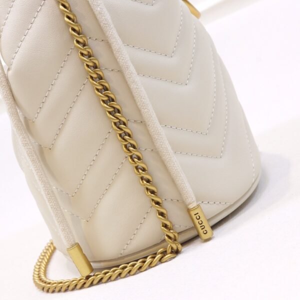GUCCI Bucket bag, premium version, made of lambskin. Dimensions: 19x17cm