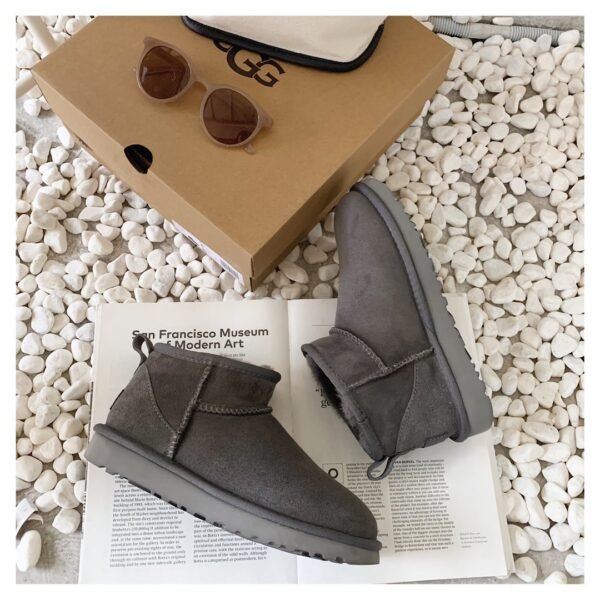 UGG autumn and winter classic mini short boots comfortable short tube
