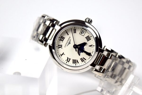 Longines Women’s Heart Moon Series official website, same 1:1 high-end replica watch size 30.5mm X9.4mm