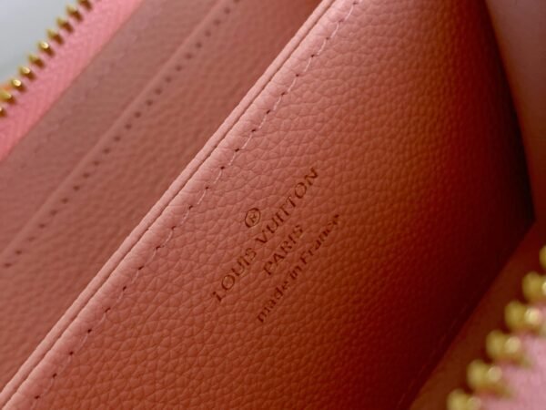 Louis Vuitton Zippy Coin Purse  11×8.5x2cm