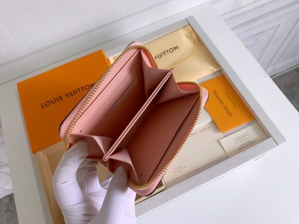 Louis Vuitton Zippy Coin Purse  11×8.5x2cm