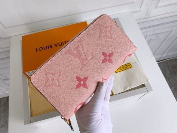 Louis Vuitton By The Pool Zip Wallet 19.5×10.5×2.5cm