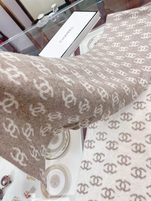 Chanel Winter Scarf 30x180cm