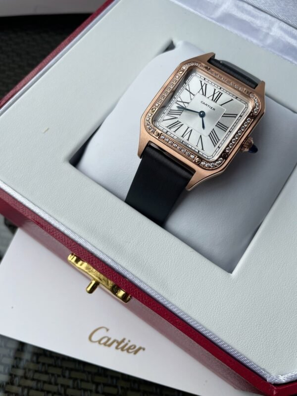 Cartier ultra-thin ladies watch 1:1 replica counter