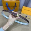 Louis Vuitton premium belt, made of genuine leather, 2cm wide.