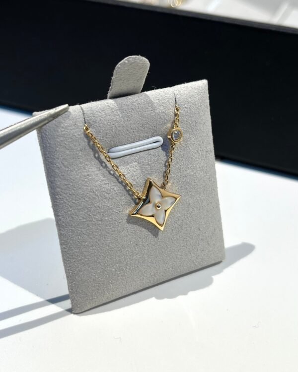 Bulgari snake bone necklace full of diamonds V gold material high quality necklace