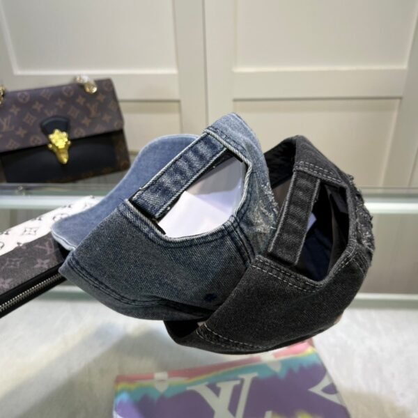 Balenciaga ripped baseball cap