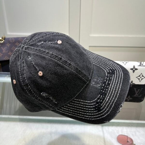 Balenciaga ripped baseball cap
