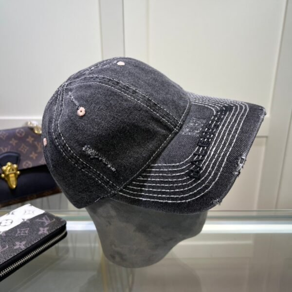 Balenciaga ripped baseball cap