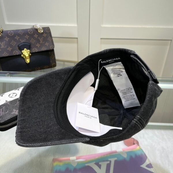 Balenciaga ripped baseball cap